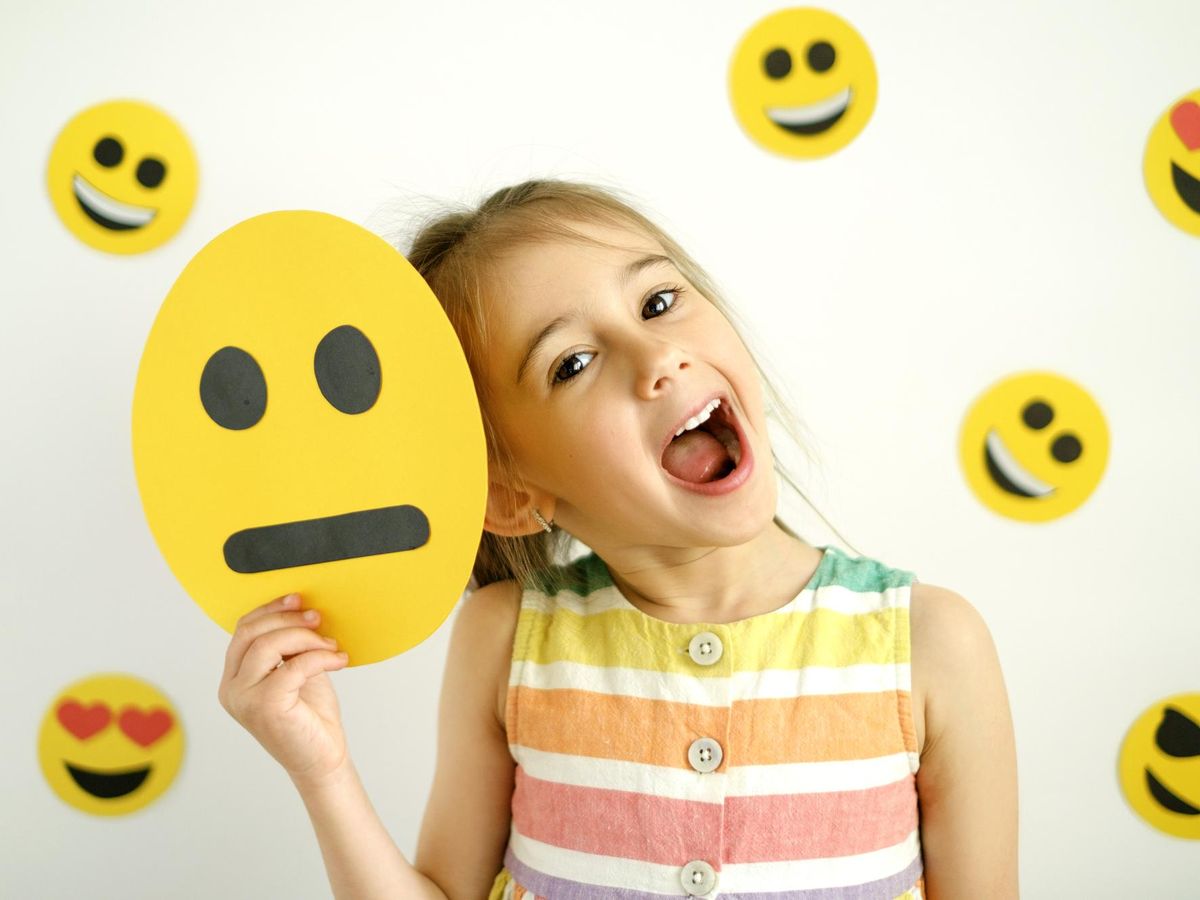 Jak wspierać rozwój emocjonalny dzieci w wieku szkolnym dla lepszego samopoczucia i nauki